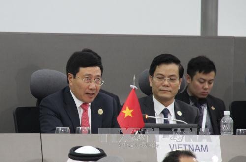 Rencontres bilatérales entre Phạm Bình Minh et des dirigeants étrangers - ảnh 1
